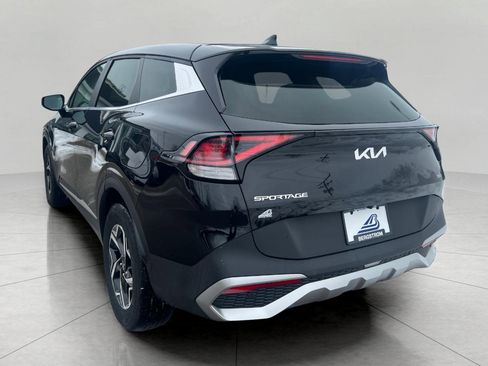 Certified 2025 Kia Sportage LX image 9