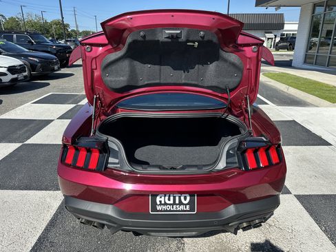 Used 2025 Ford Mustang GT Premium RWD image 5