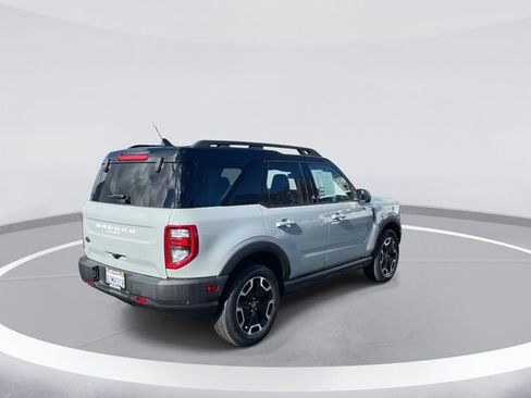 Used 2022 Ford Bronco Sport Outer Banks image 5