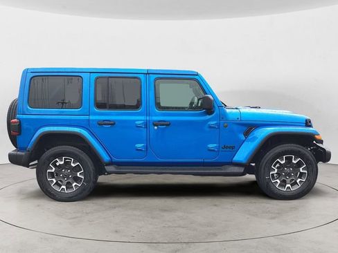 New 2026 Jeep Wrangler Unlimited Sahara AWD/4WD image 7
