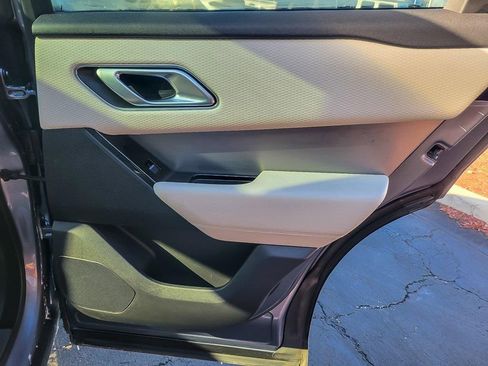 Used 2021 Land Rover Range Rover Velar R-Dynamic S image 22