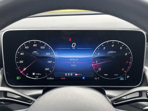 Certified 2026 Mercedes-Benz GLC 300 image 25