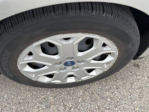 Used 2012 Ford Focus SE image 23