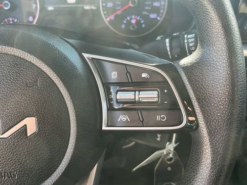 Used 2024 Kia Forte LXS FWD image 10