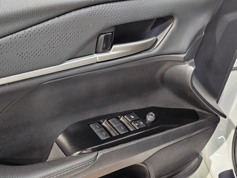 Used 2025 Toyota Camry XSE FWD image 21
