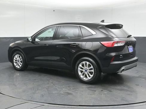 Certified 2022 Ford Escape SE w/ Cold Weather Package image 5