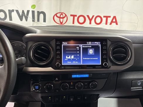 Used 2022 Toyota Tacoma TRD Sport w/ Technology Package AWD/4WD image 28
