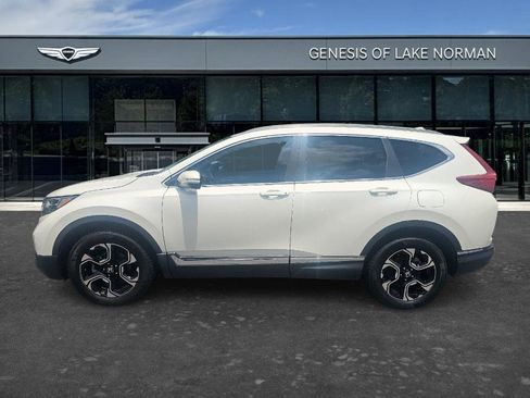 Used 2018 Honda CR-V Touring image 7
