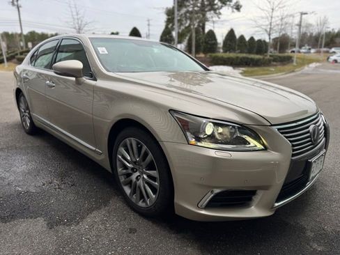 Used 2014 Lexus LS 460 AWD w/ Comfort Package image 5