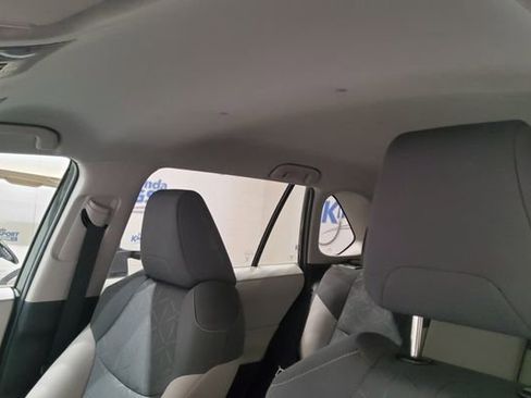Used 2024 Toyota RAV4 XLE FWD image 19