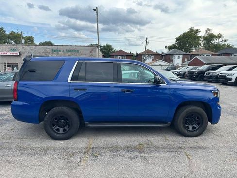 Used 2017 Chevrolet Tahoe 4WD w/ Remote Keyless Entry Package image 4