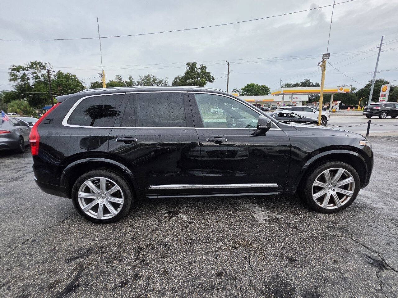 Used 2017 Volvo XC90 T6 Inscription w/ Vision Package AWD/4WD image 6
