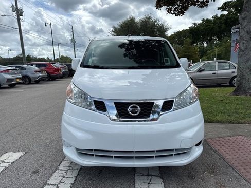Used 2020 Nissan NV200 SV image 3