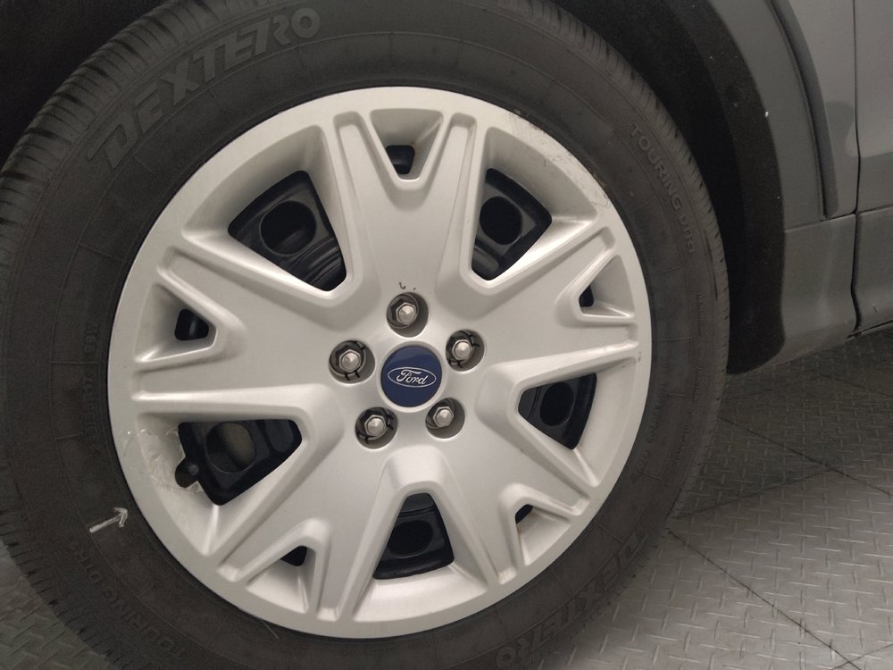 Used 2016 Ford Escape S FWD image 31