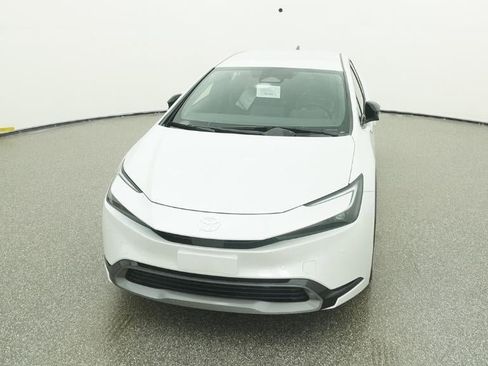 New 2026 Toyota Prius XLE image 15