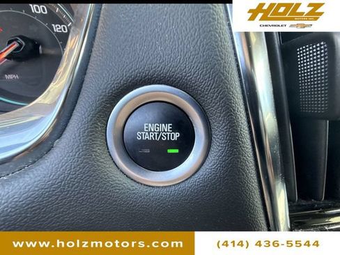 Certified 2023 Chevrolet Traverse LT w/ Midnight/Sport Edition AWD/4WD image 16