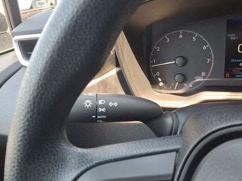 Used 2023 Toyota Corolla LE FWD image 19