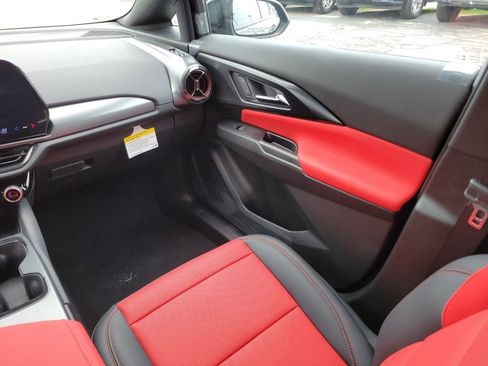 New 2025 Chevrolet Equinox EV RS w/ Active Safety Package 3 AWD/4WD image 14
