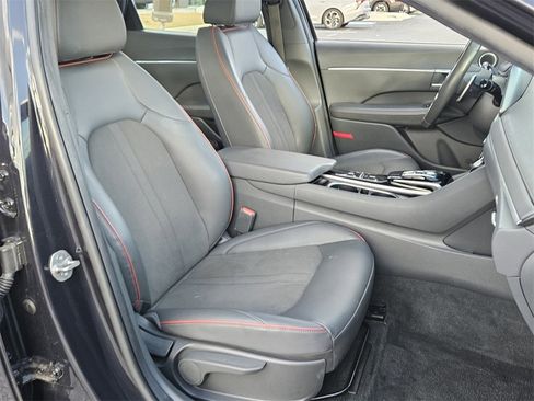 Used 2023 Hyundai Sonata SEL Plus image 15