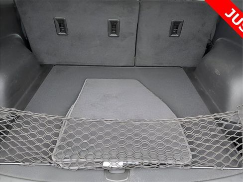 Used 2020 Chevrolet Blazer LT image 21