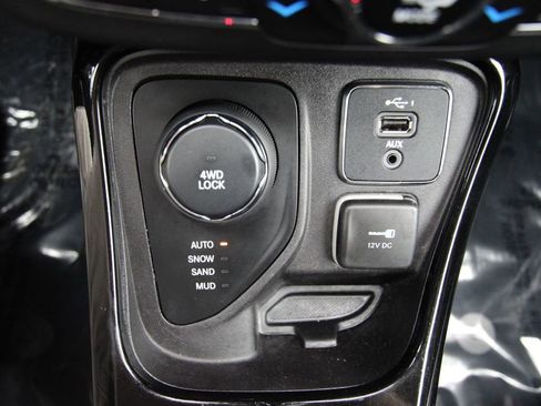 Used 2019 Jeep Compass Altitude image 26