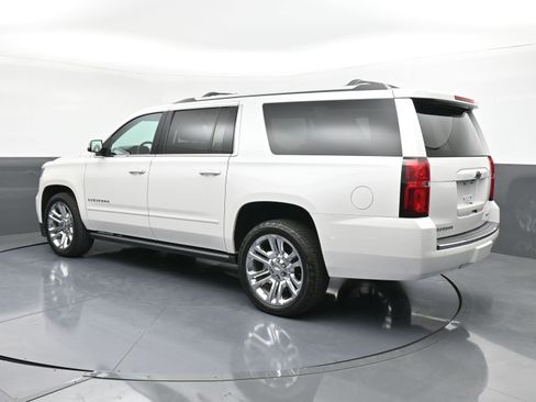 Used 2020 Chevrolet Suburban Premier w/ Premier Plus Edition image 6