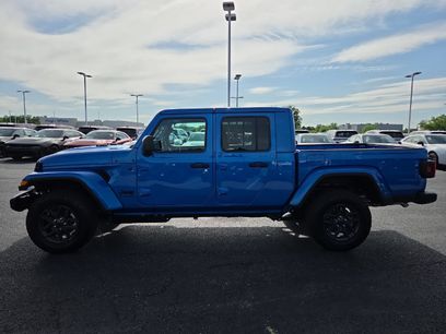 New 2026 Jeep Gladiator Sport