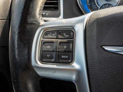Used 2012 Chrysler 300 C RWD image 37