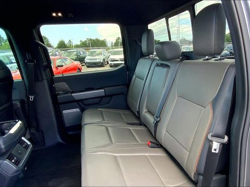 Used 2025 Ford F150 Lariat w/ Equipment Group 501A Mid image 20