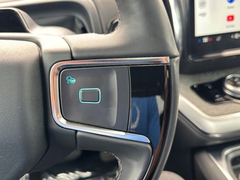 Used 2025 Ford Expedition Tremor AWD/4WD image 37