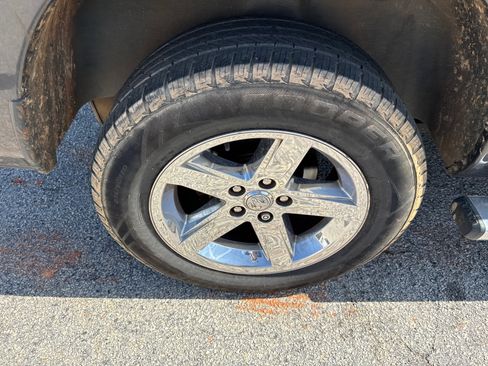 Used 2018 RAM 1500 Express w/ Express Value Package image 15