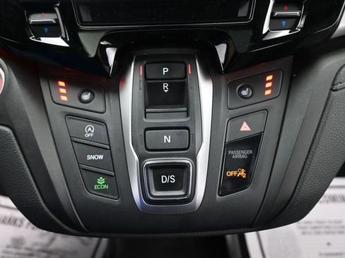 Used 2025 Honda Odyssey Sport-L image 18