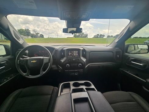 Used 2023 Chevrolet Silverado 1500 Custom RWD image 12