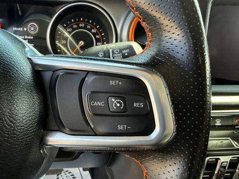 Used 2023 Jeep Gladiator Mojave w/ LED Lighting Group AWD/4WD image 22