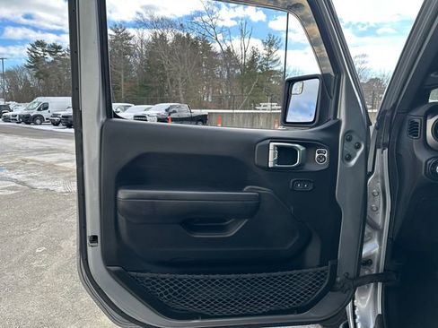 Used 2020 Jeep Gladiator Sport w/ Quick Order Package 24S image 21