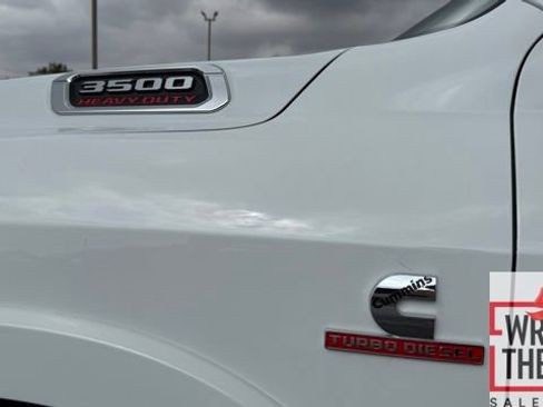 Used 2025 RAM 3500 Longhorn image 3