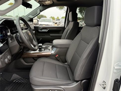 New 2026 Chevrolet Silverado 1500 LT w/ Convenience Package II image 24