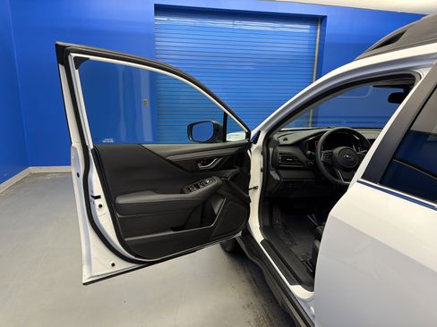 Certified 2025 Subaru Outback Premium image 10