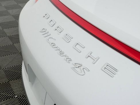 Certified 2018 Porsche 911 Carrera 4S image 39