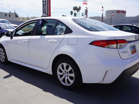 Certified 2024 Toyota Corolla LE FWD image 4