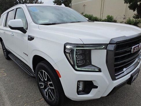 Used 2023 GMC Yukon XL AT4 AWD/4WD image 2