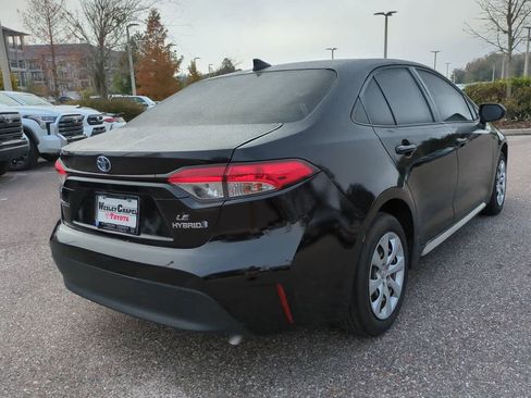 Used 2024 Toyota Corolla LE image 6
