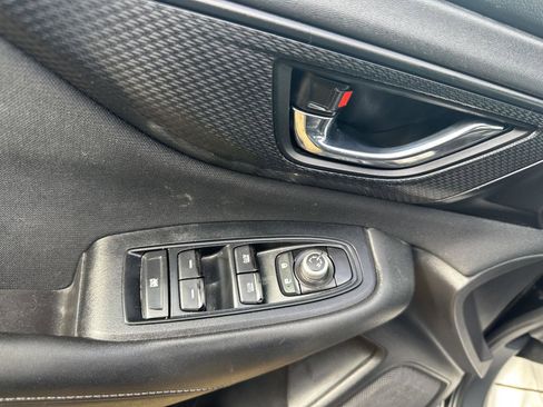 Used 2023 Subaru Outback Premium image 7