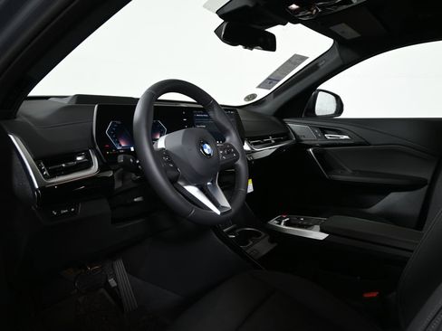 New 2026 BMW X2 xDrive28i w/ Technology Package image 15