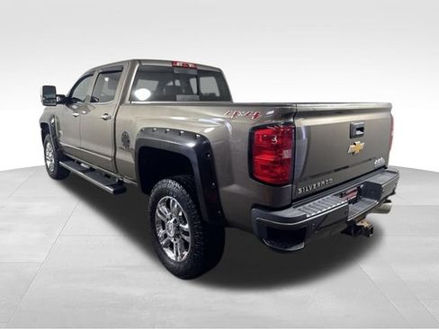 Used 2015 Chevrolet Silverado 2500 High Country w/ Duramax Plus Package AWD/4WD image 7