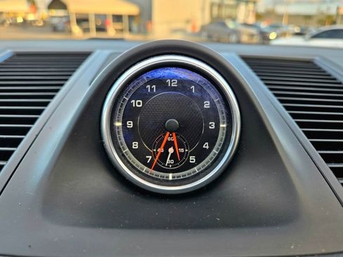 Used 2020 Porsche Macan S image 32