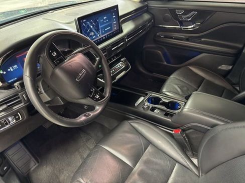 Used 2023 Lincoln Corsair Reserve w/ Jet Appearance Package image 15