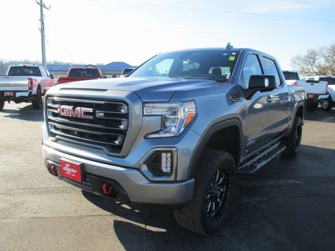 Used 2020 GMC Sierra 1500 AT4 w/ AT4 Premium Package image 10