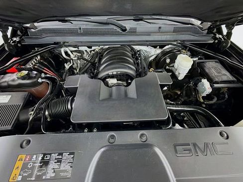 Used 2018 GMC Yukon SLT w/ Open Road Package RWD image 32