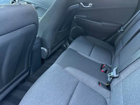 Used 2022 Hyundai Kona SEL w/ Convenience Package image 9